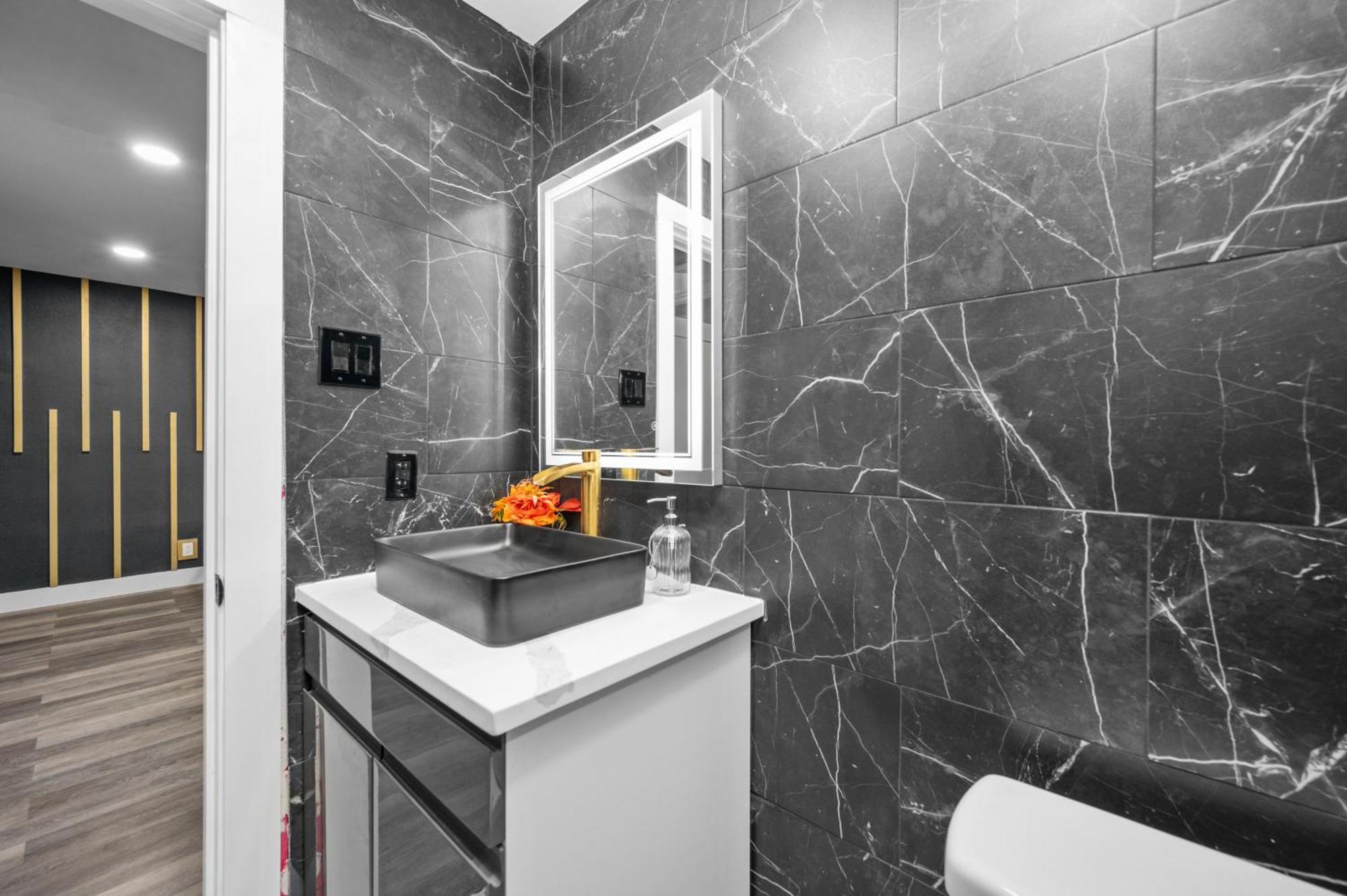 יוסטון Modern 2Br City Center Getaway With Free Park מראה חיצוני תמונה
